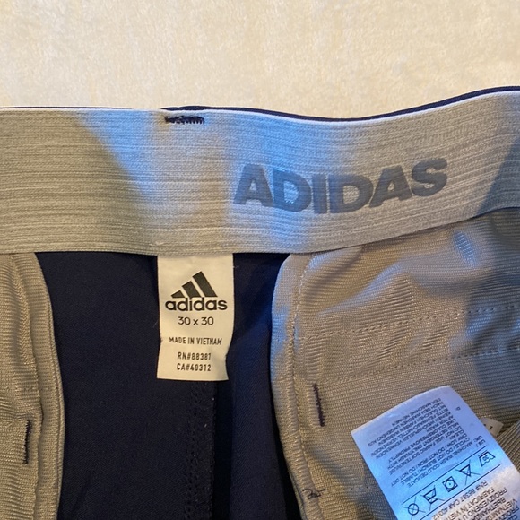 Adidas men’s golf pants 30x30 - Picture 3 of 4